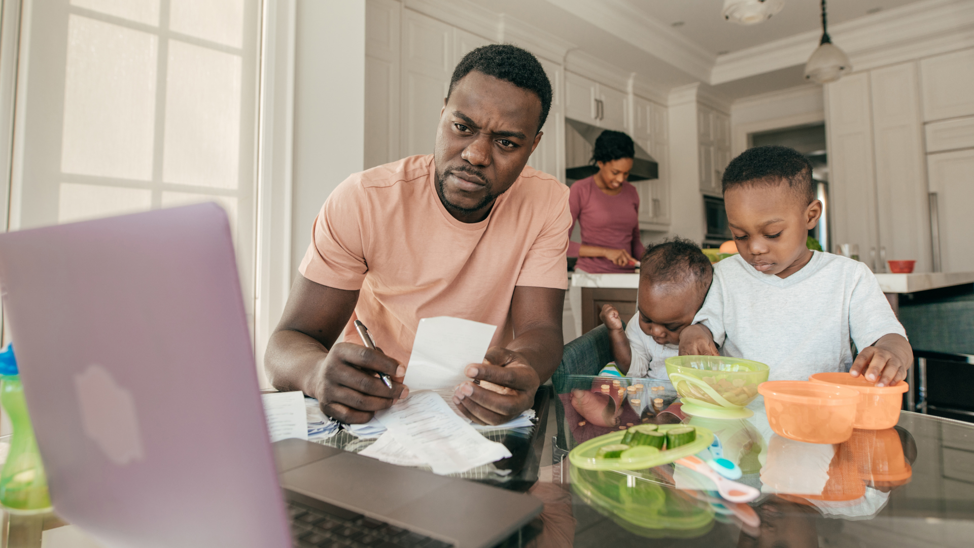 parent budgeting for the family's needs