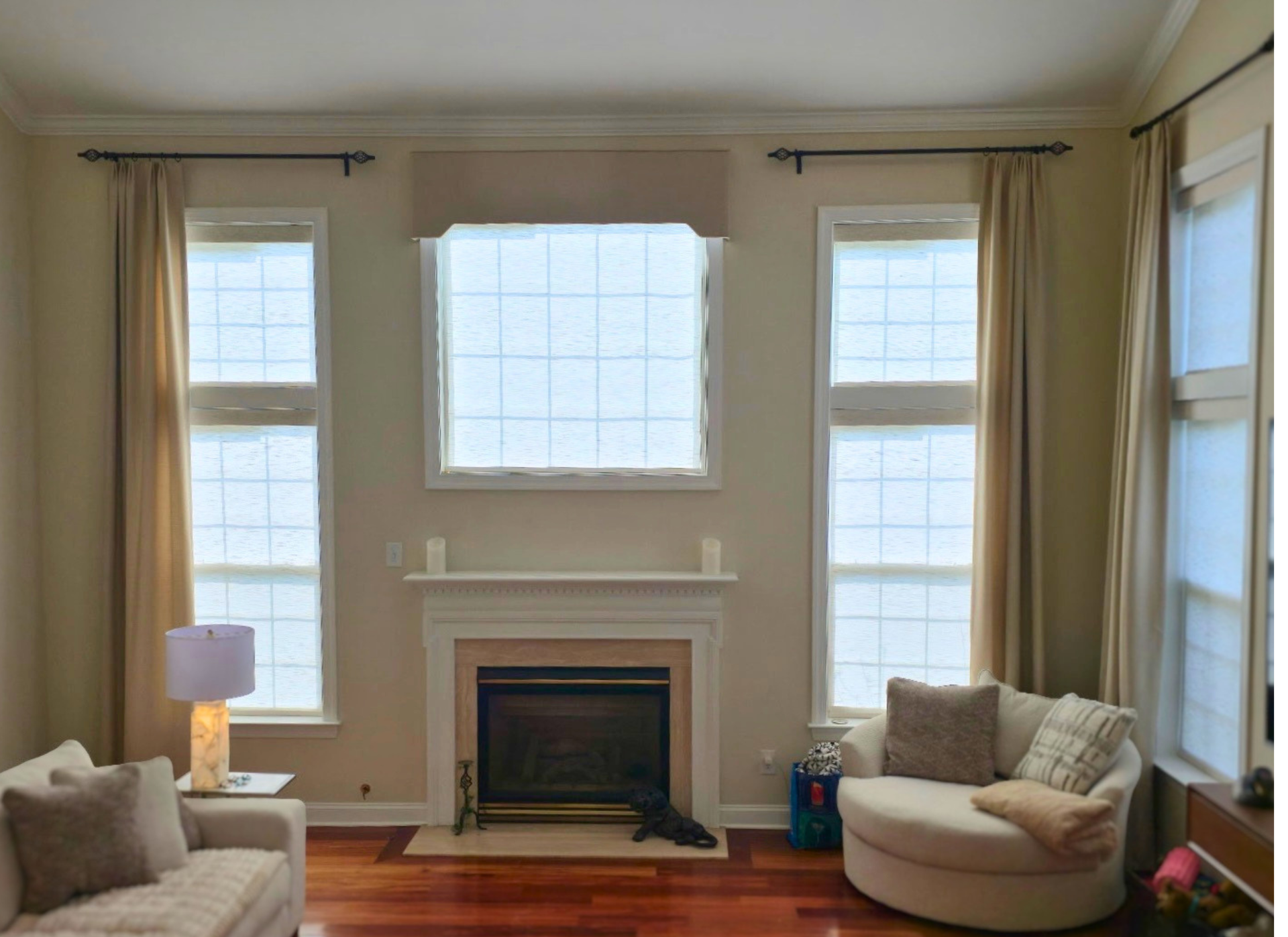 Custom solar screen shades in a home near Warrington, Pennsylvania.