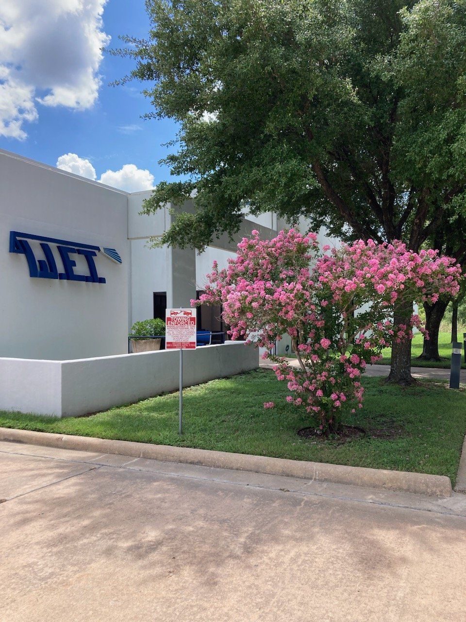 Company Building | Austin, TX | W.E.T. Inc. Company Building | Austin, TX | W.E.T. Inc.
