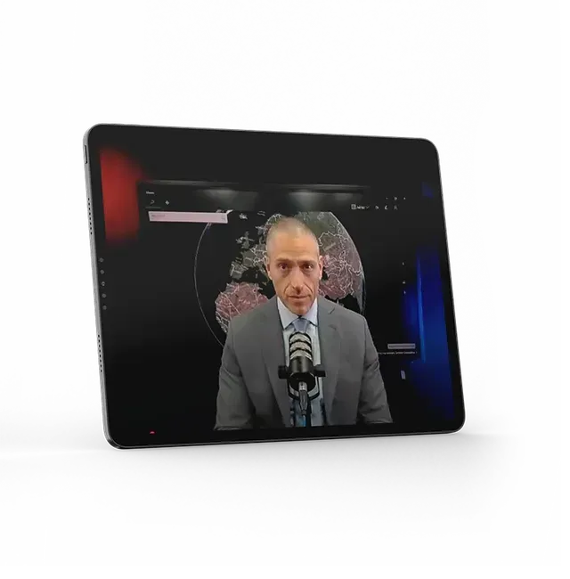 Um homem de terno e gravata está falando em um microfone em um tablet.