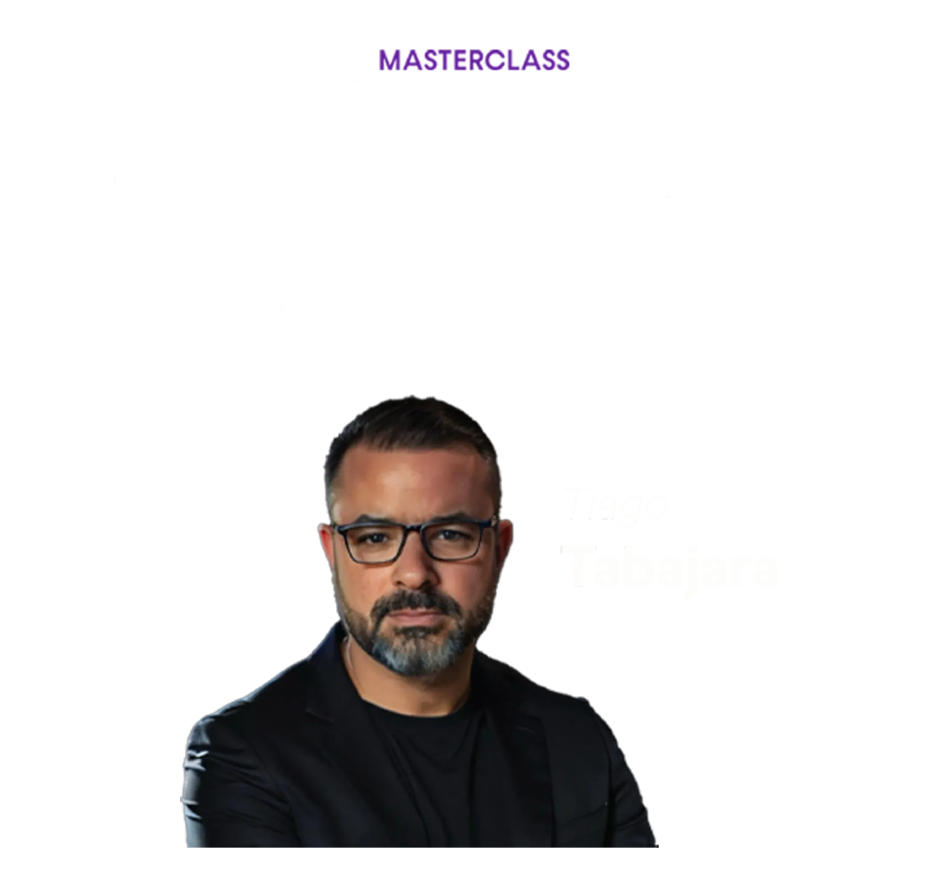 Um homem com óculos e barba está vestindo uma jaqueta preta.