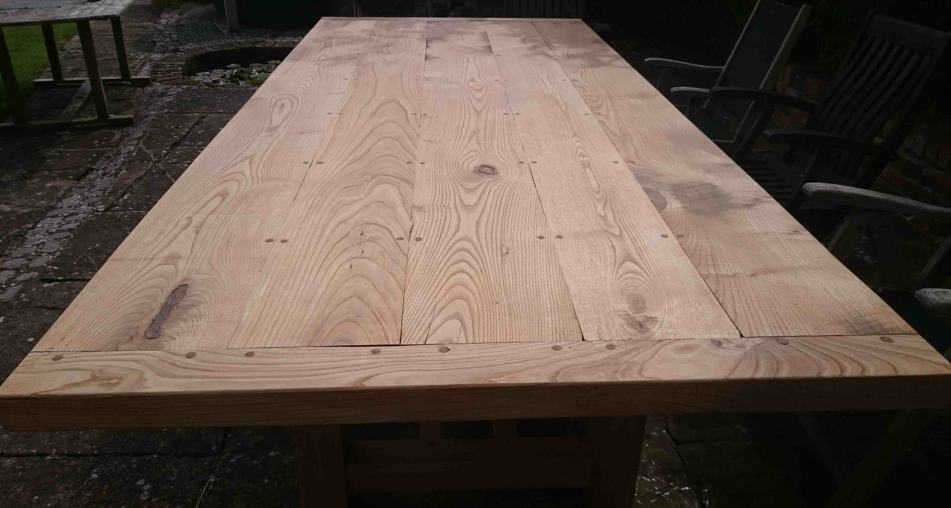 top of sweet chestnut garden table