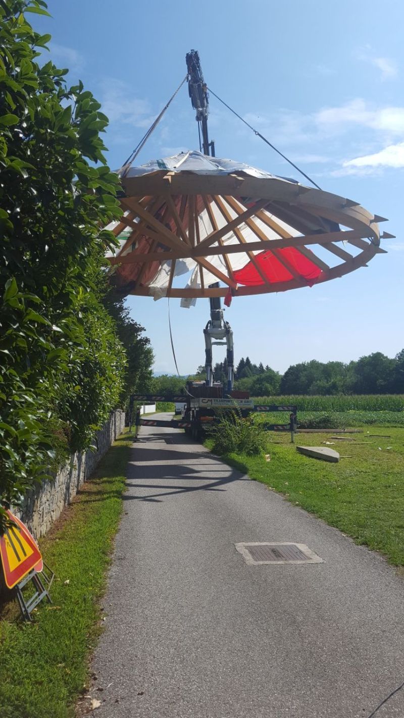 Gru movimentazione merci