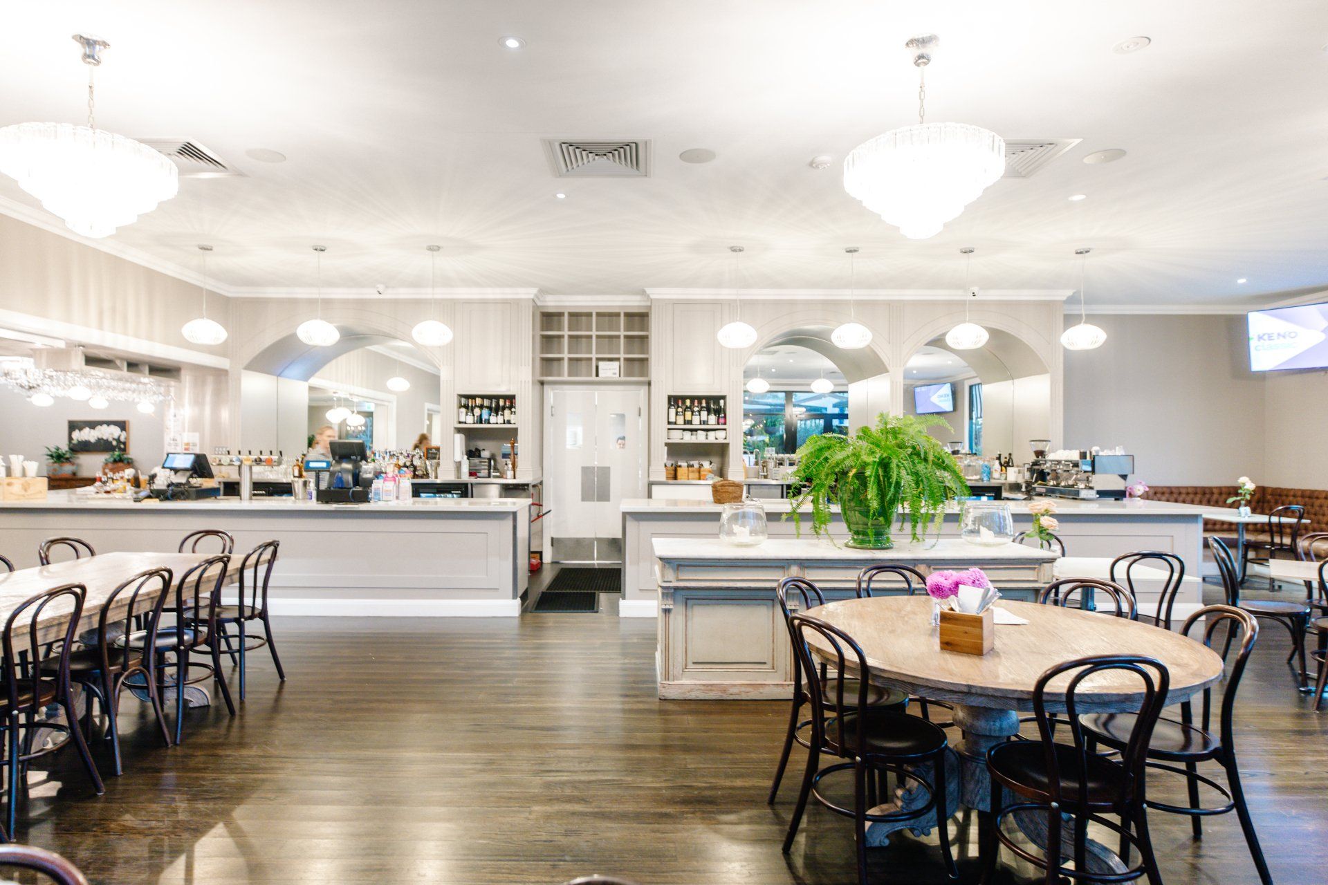 Royal Hotel Dining 1