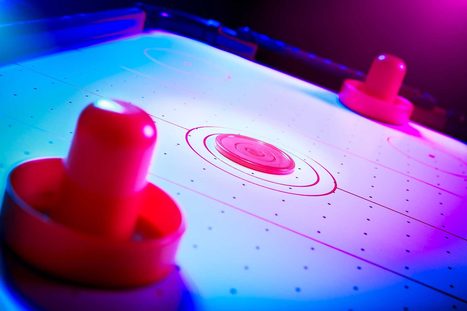Air hockey table