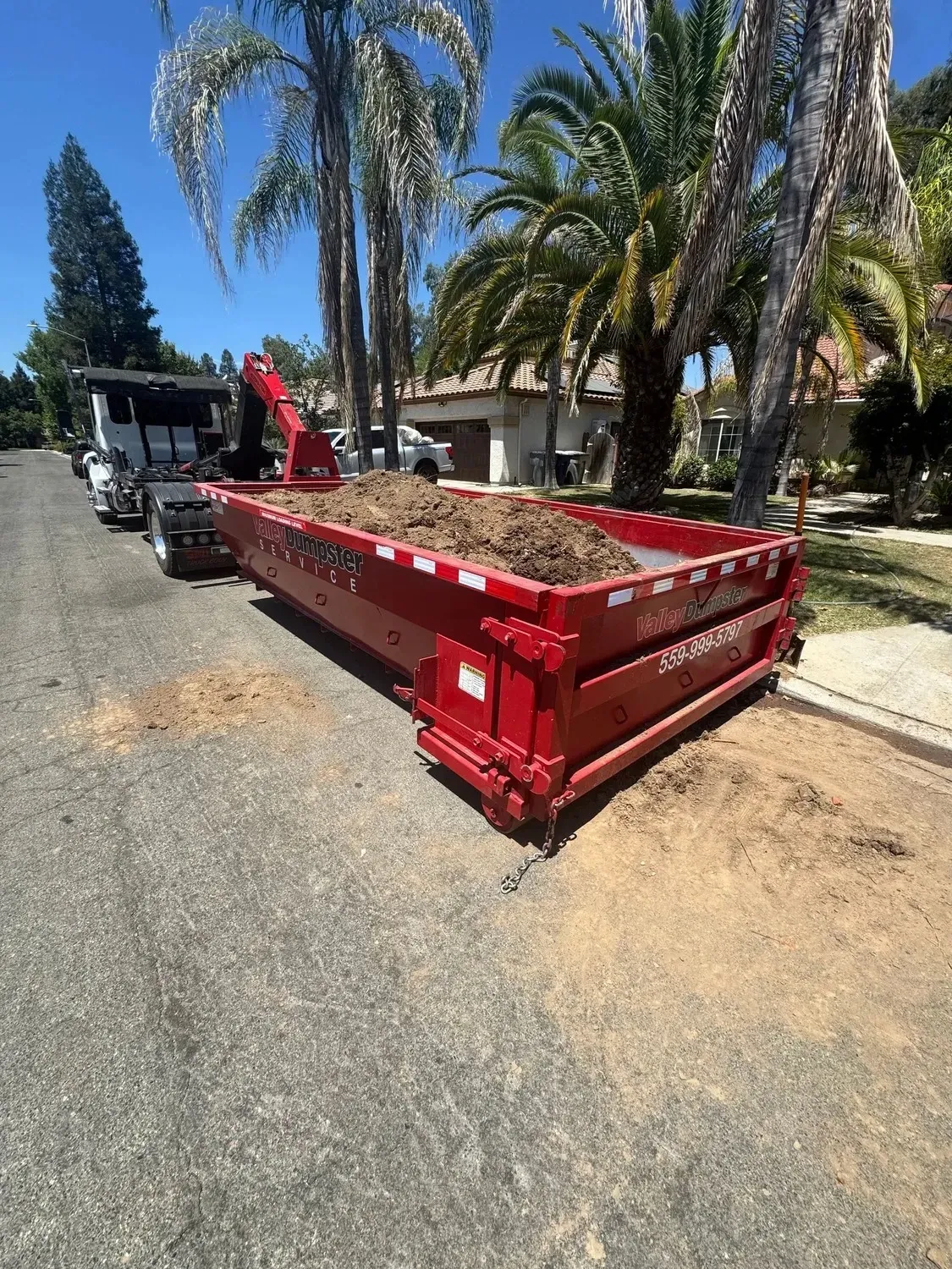 Heavy clean dumpster
