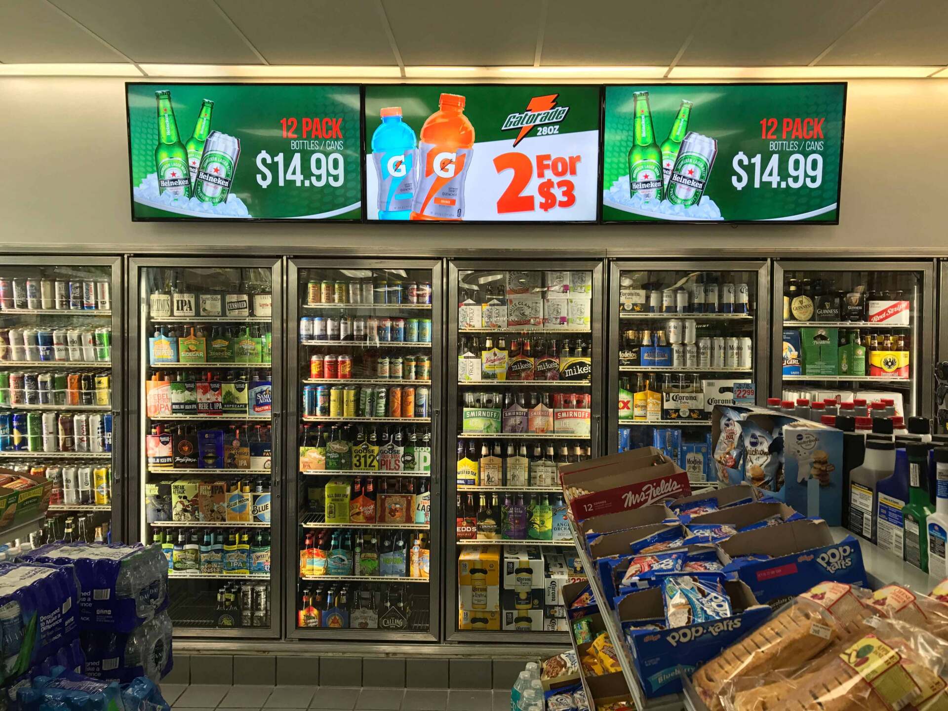 Convenience Digital Signage | United States