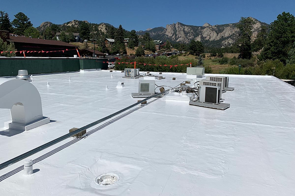 get connected with a top-rated commercial roofing contractor in Great Falls MT today
