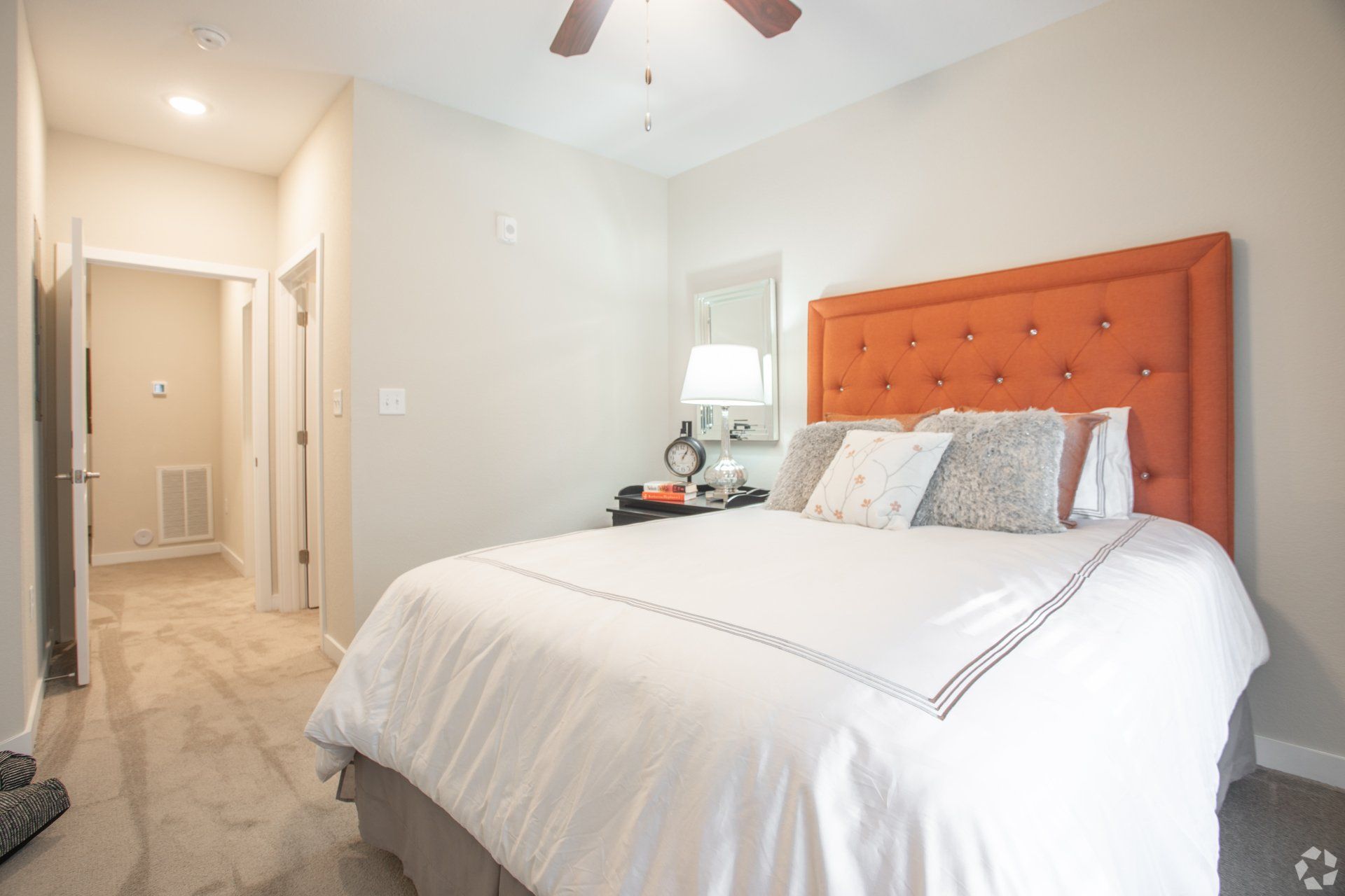 Property Details Photo Gallery