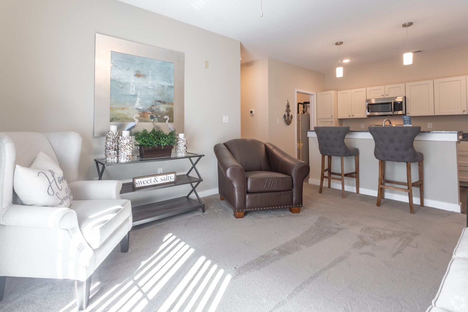 Property Details Photo Gallery