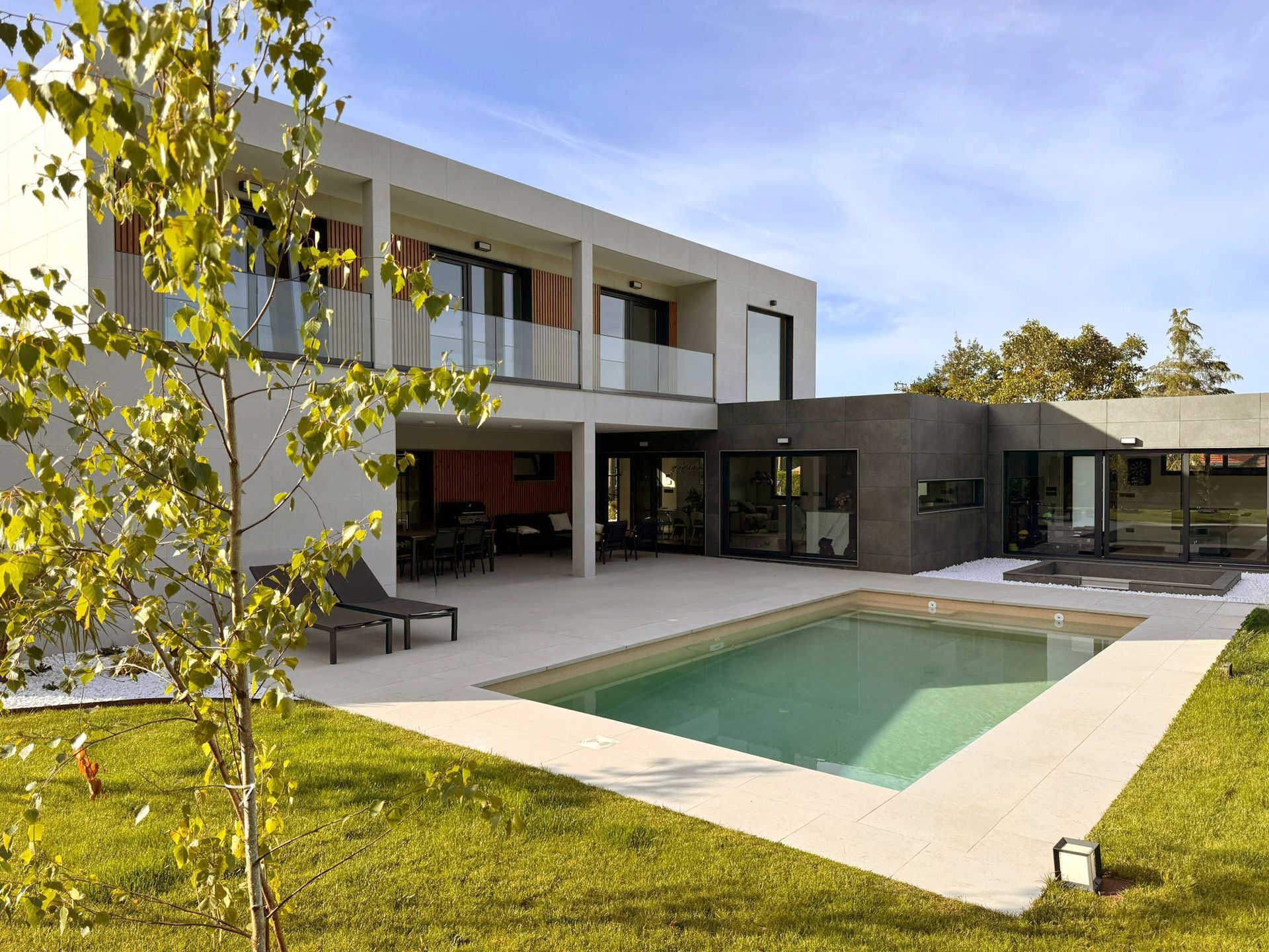 casa industrial modular prefabricada en galicia piscina