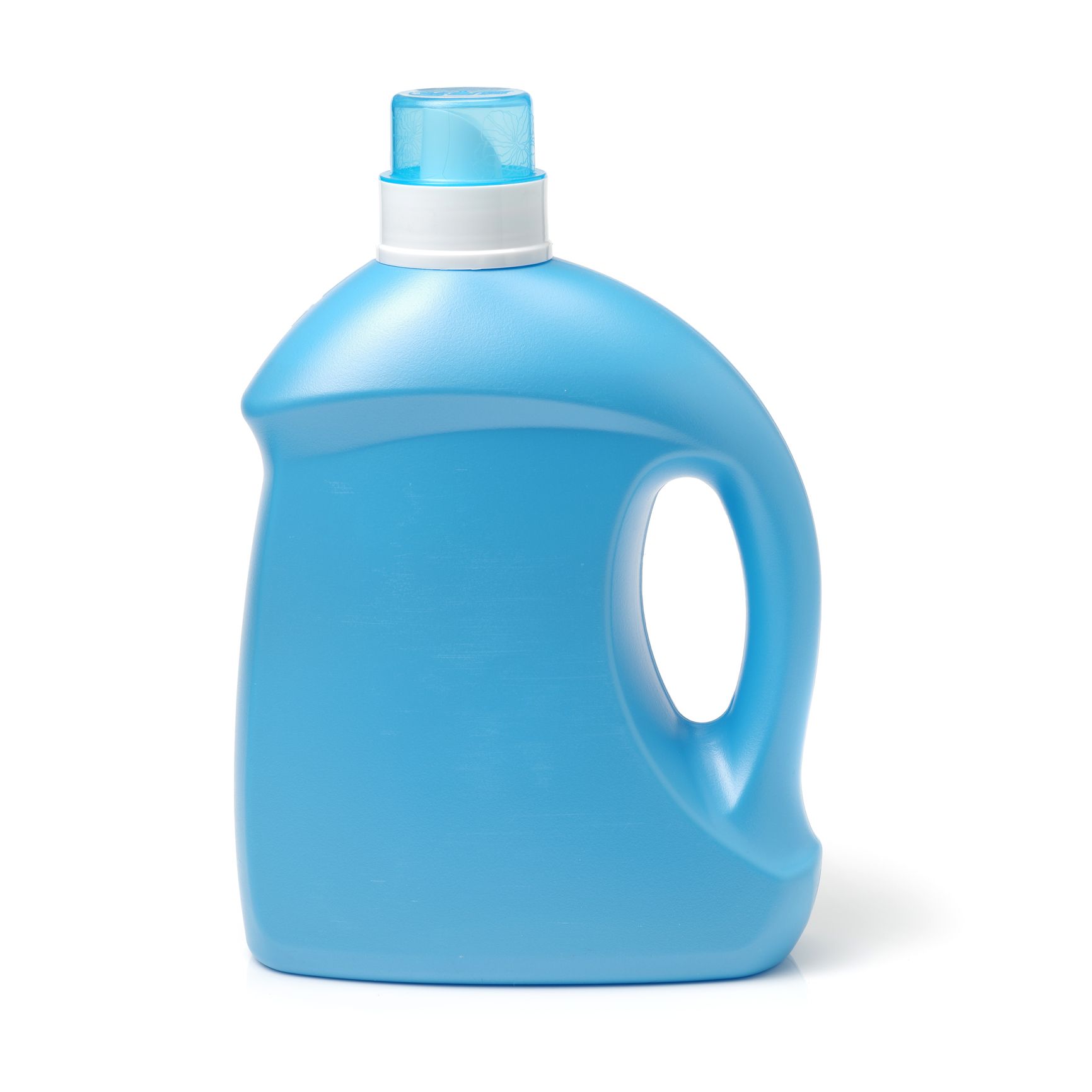 Una botella de detergente para ropa azul con tapa blanca