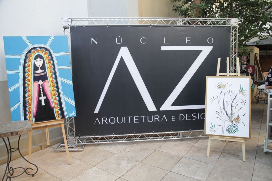 A sign that says nucleo arquitetura e design