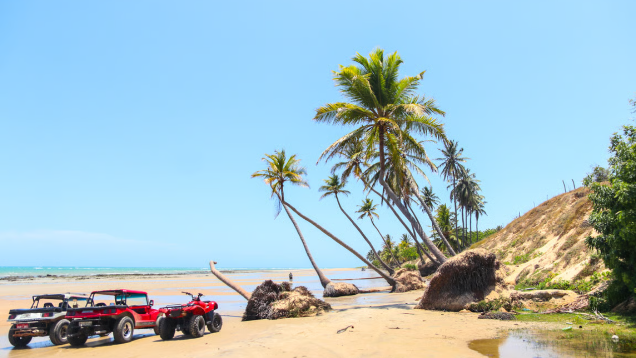 Conheça as três praias de Amontada, em um roteiro único e exclusivo, pensado para imergir no terrítório.