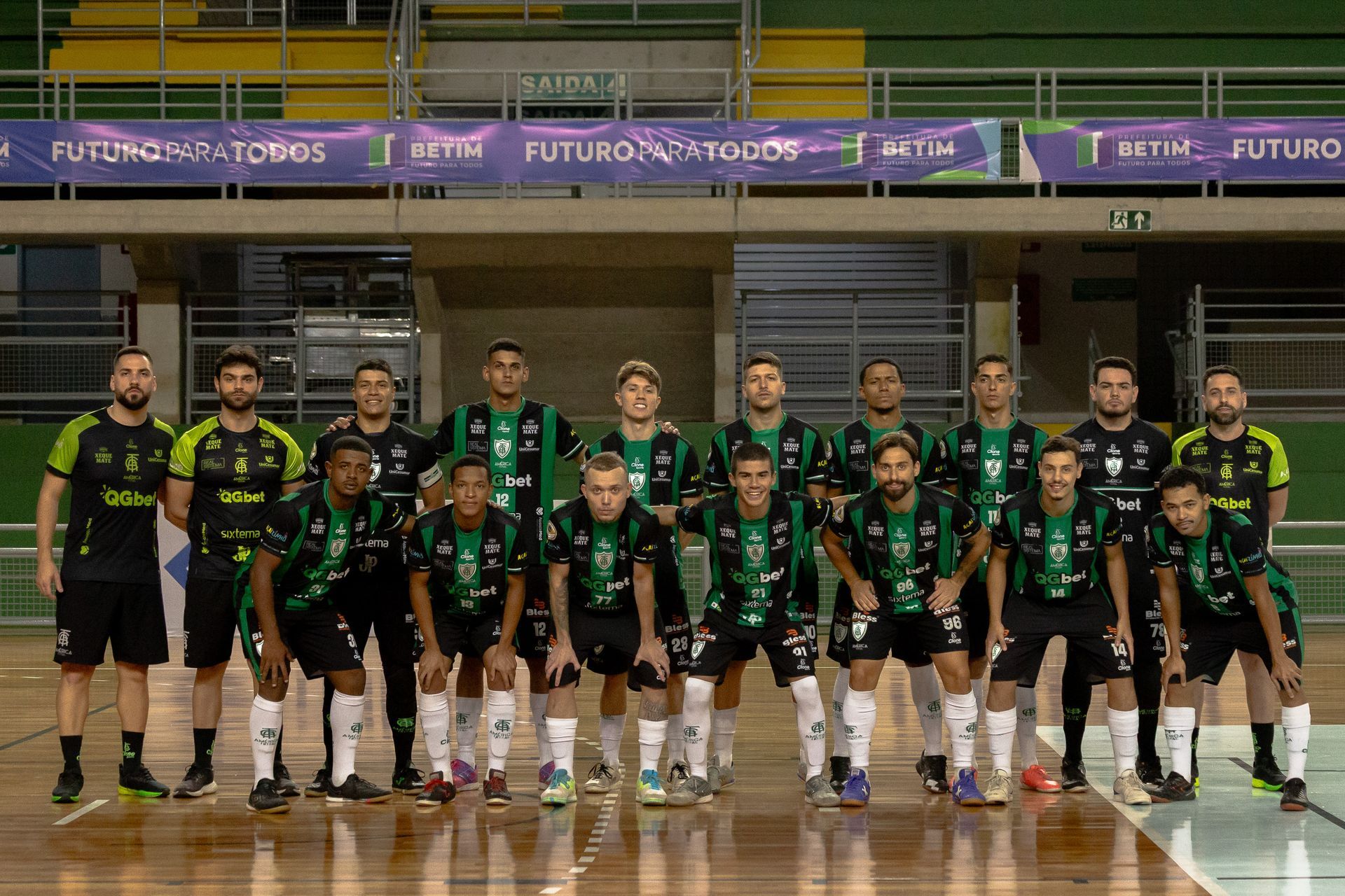 Coelhão garante vaga em finalíssima do Metropolitano de Futsal