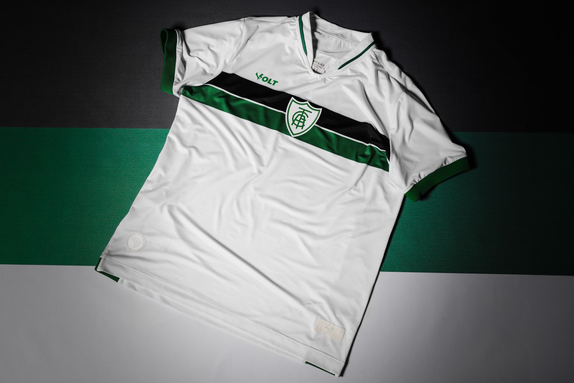 Am&eacute;rica Futebol clube lan&ccedil;a 2&ordf; camisa para o restante da temporada