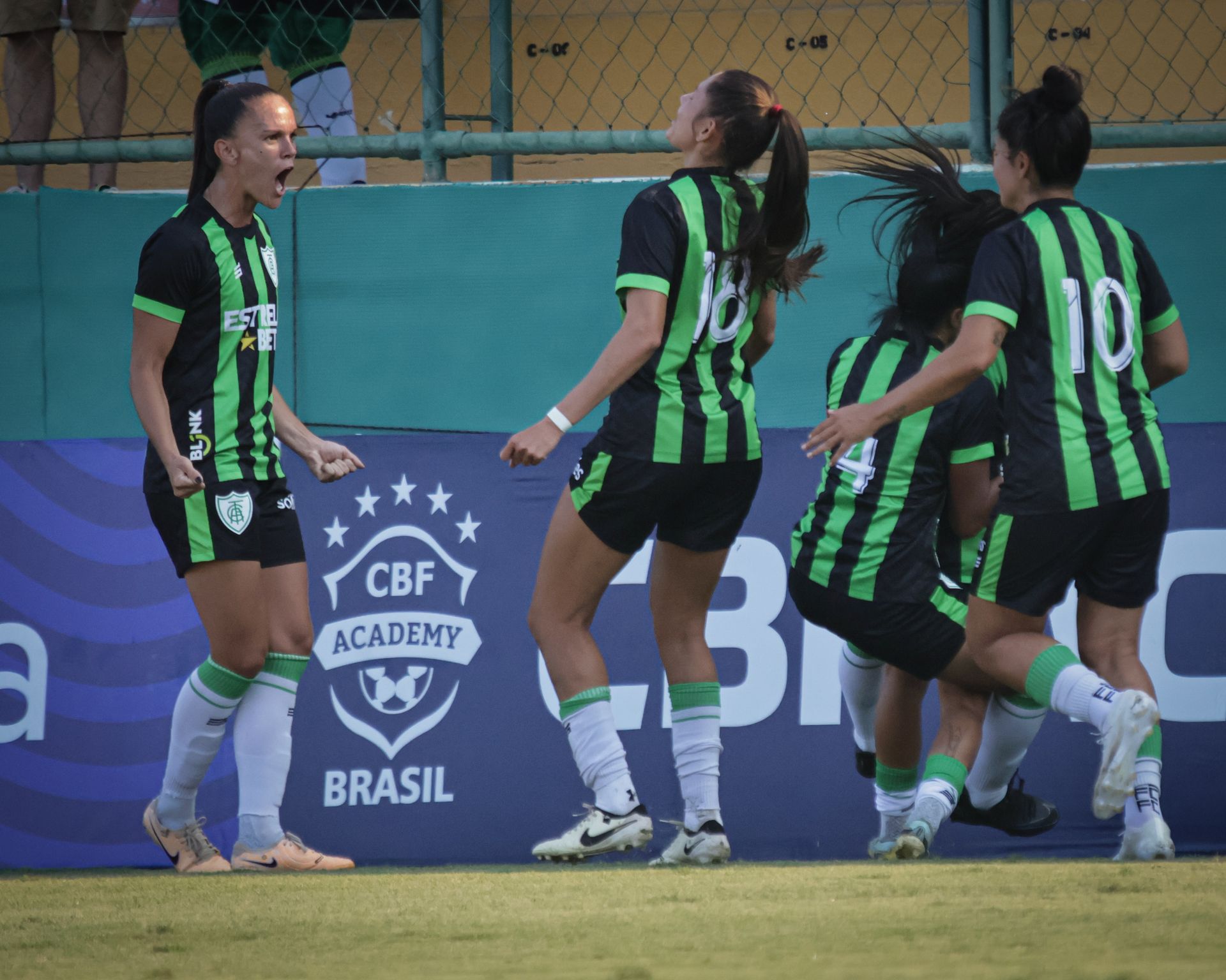Spartanas empatam com São Paulo pelo Brasileirão A-1