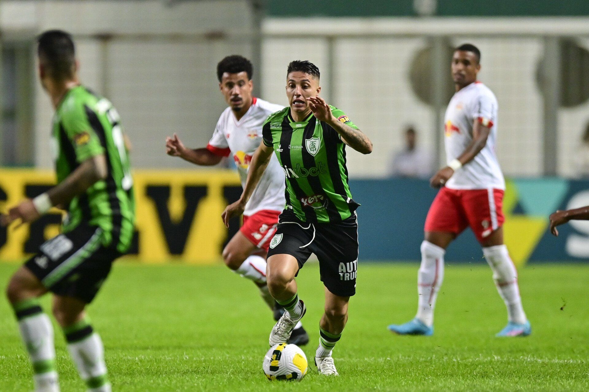 Imagens da partida Am&eacute;rica e Bragantino