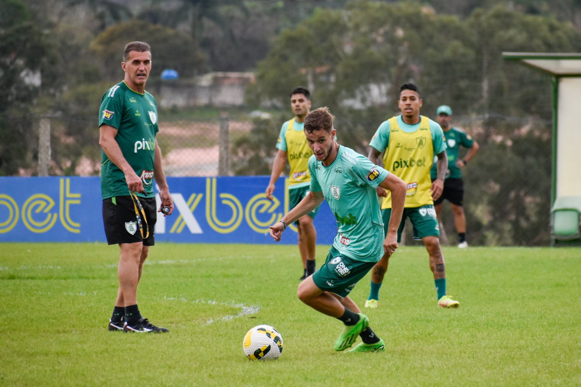 América se reapresenta e inicia semana de preparação para duelo em casa