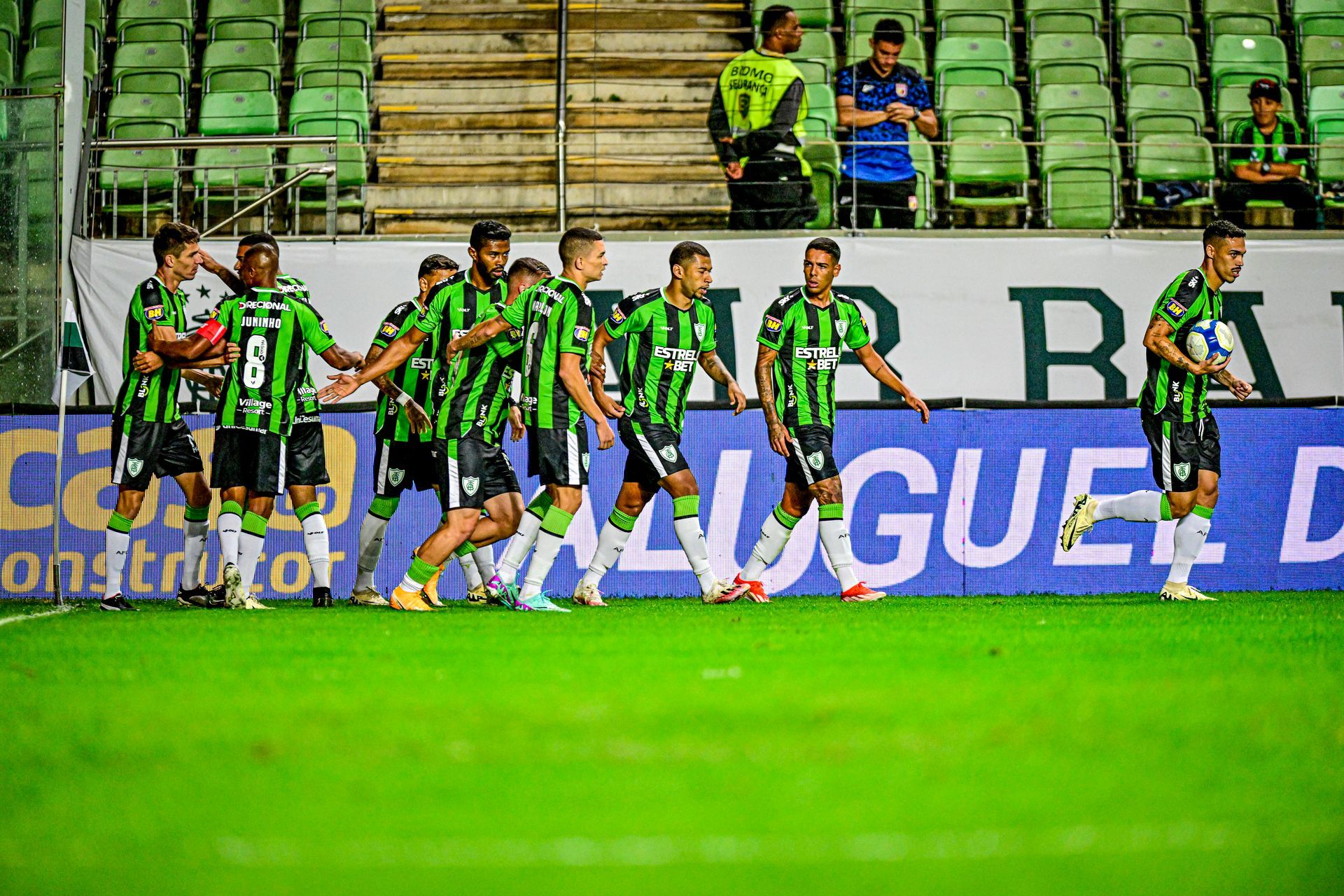 Am&eacute;rica &eacute; o &uacute;nico time invicto em casa, entre equipes da S&eacute;rie A e B do Brasileiro em 2024