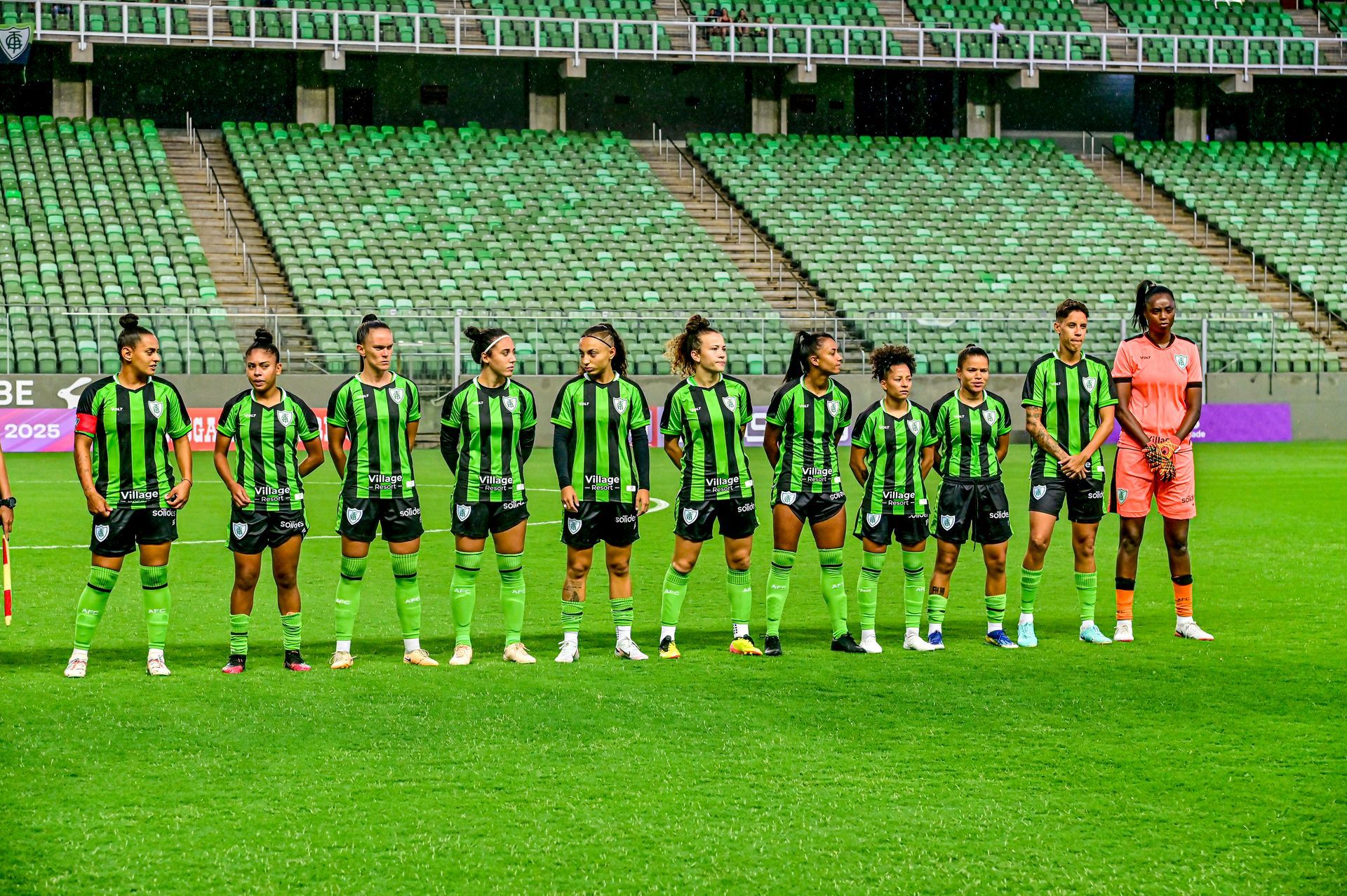 Spartanas s&atilde;o superadas pelo Palmeiras