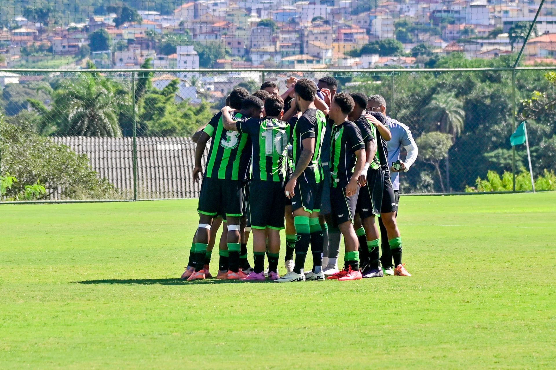 Sob novo comando, DNA Formador Sub-20 se prepara para o Decagonal Final e Sub-17 briga pela liderança do Mineiro