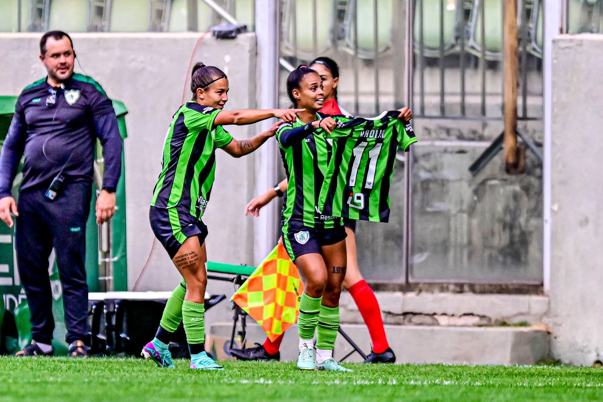 Spartanas vencem Santos e garantem vaga para as oitavas da Copa do Brasil