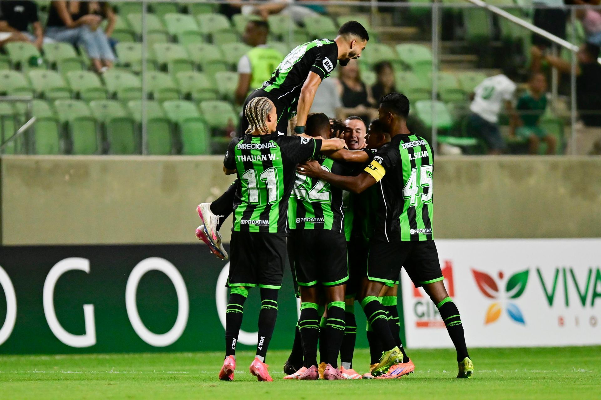 AM&Eacute;RICA VENCE O ATHLETIC E ESTREIA COM VIT&Oacute;RIA NO MINEIRO