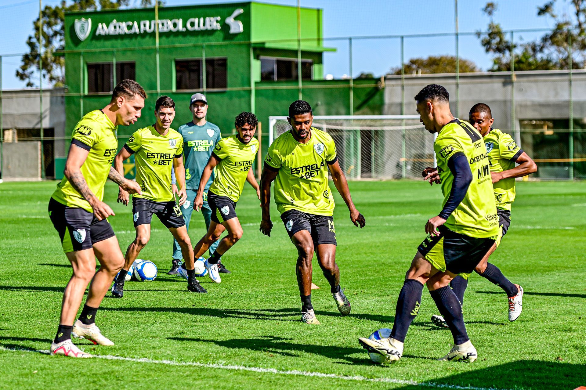 Am&eacute;rica fecha prepara&ccedil;&atilde;o de olho no Cear&aacute;