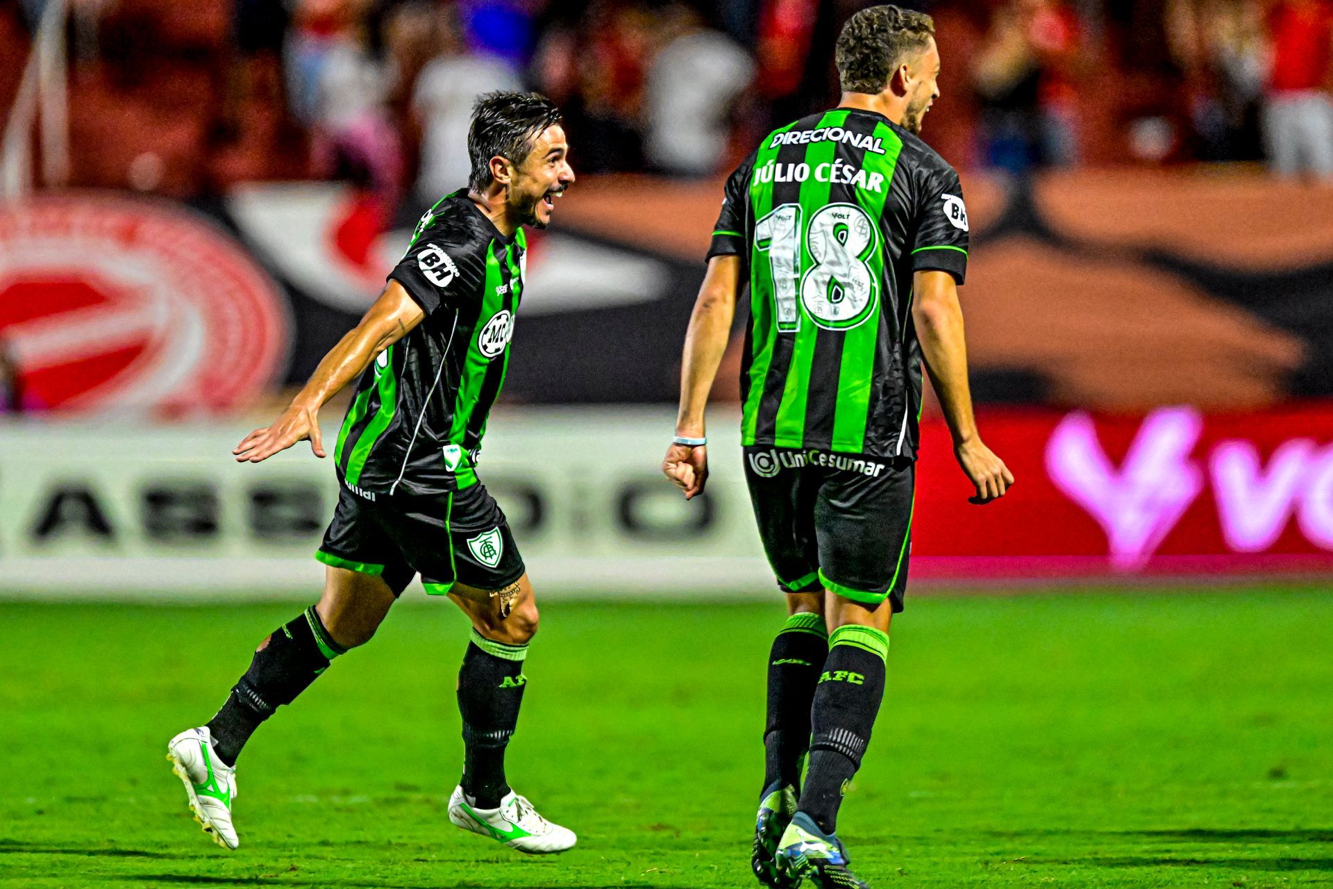 Am&eacute;rica vence Vila Nova em Goi&acirc;nia