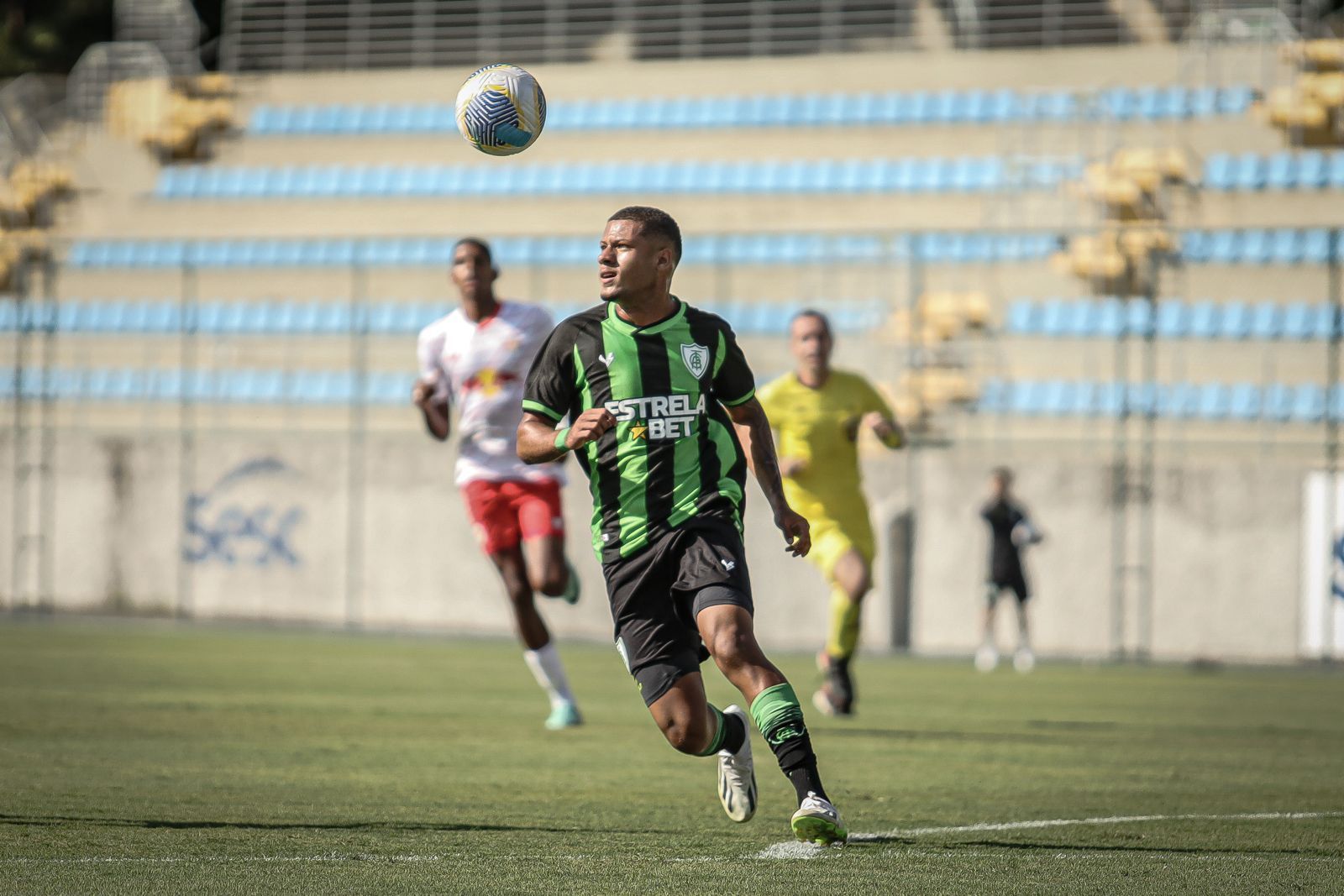 Coelh&atilde;ozinho Sub-20 vence Red Bull Bragantino pelo Brasileiro
