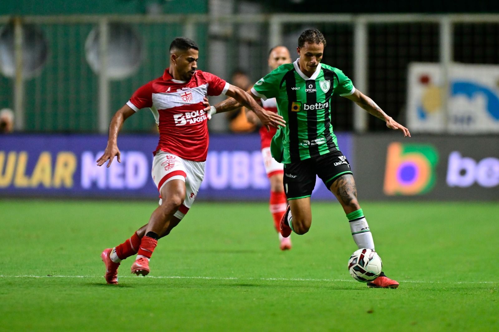 Coelho larga na frente mas é superado pelo CRB