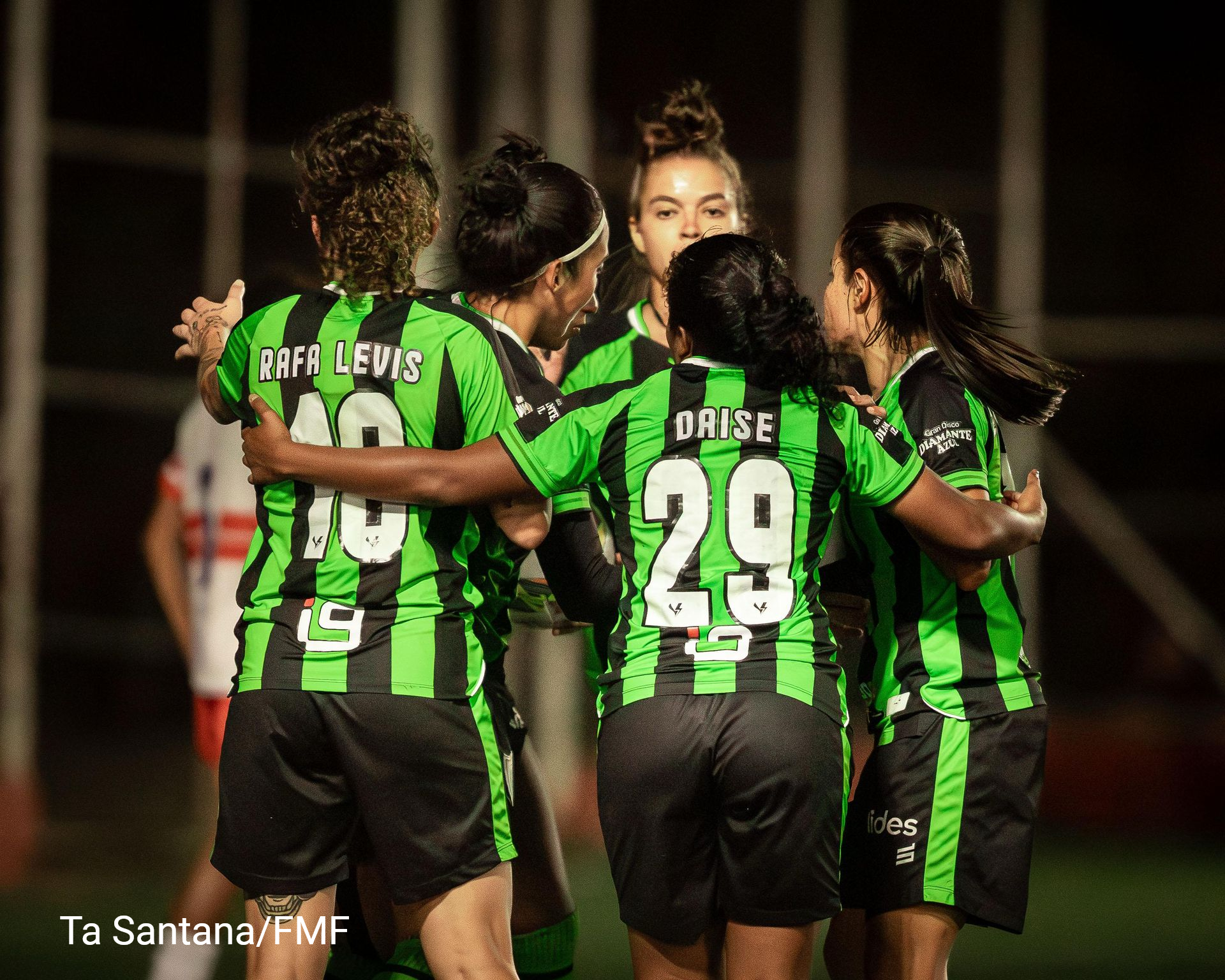 Spartanas anotam goleada sobre Araguari no Campeonato Mineiro