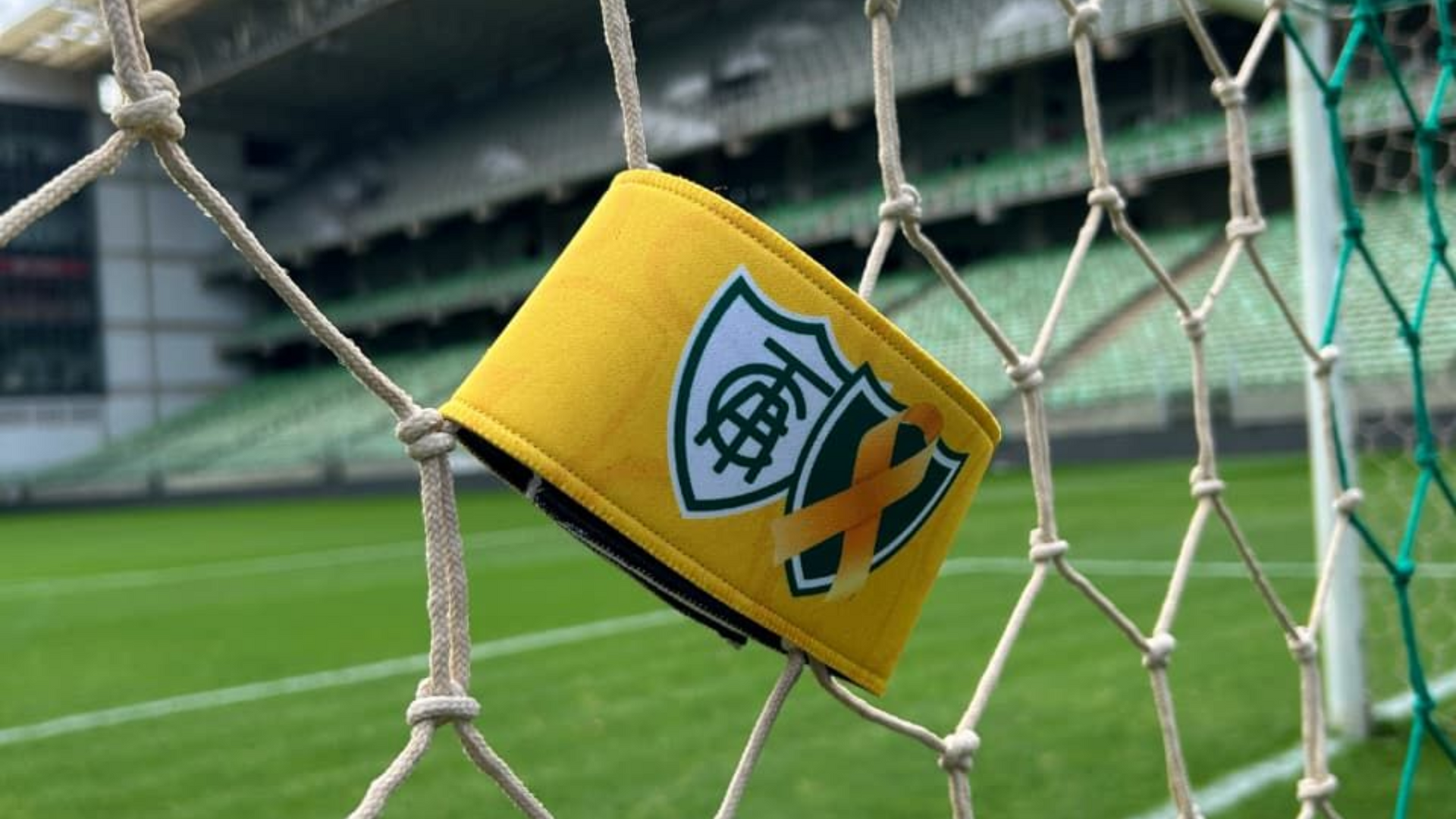 Am&eacute;rica entra em campo no Setembro Amarelo com bra&ccedil;adeira especial de capit&atilde;o