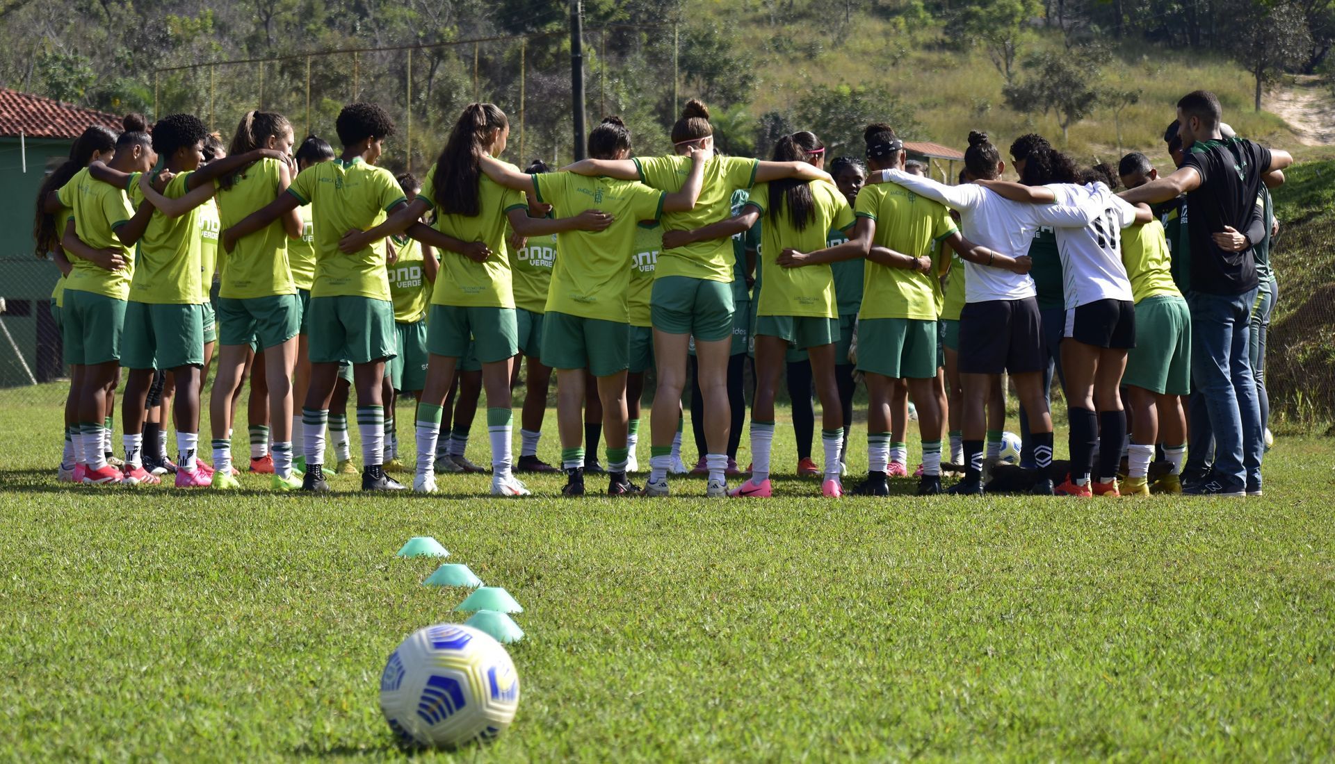 Spartanas se preparam para estreia no Brasileir&atilde;o Feminino Sub-20
