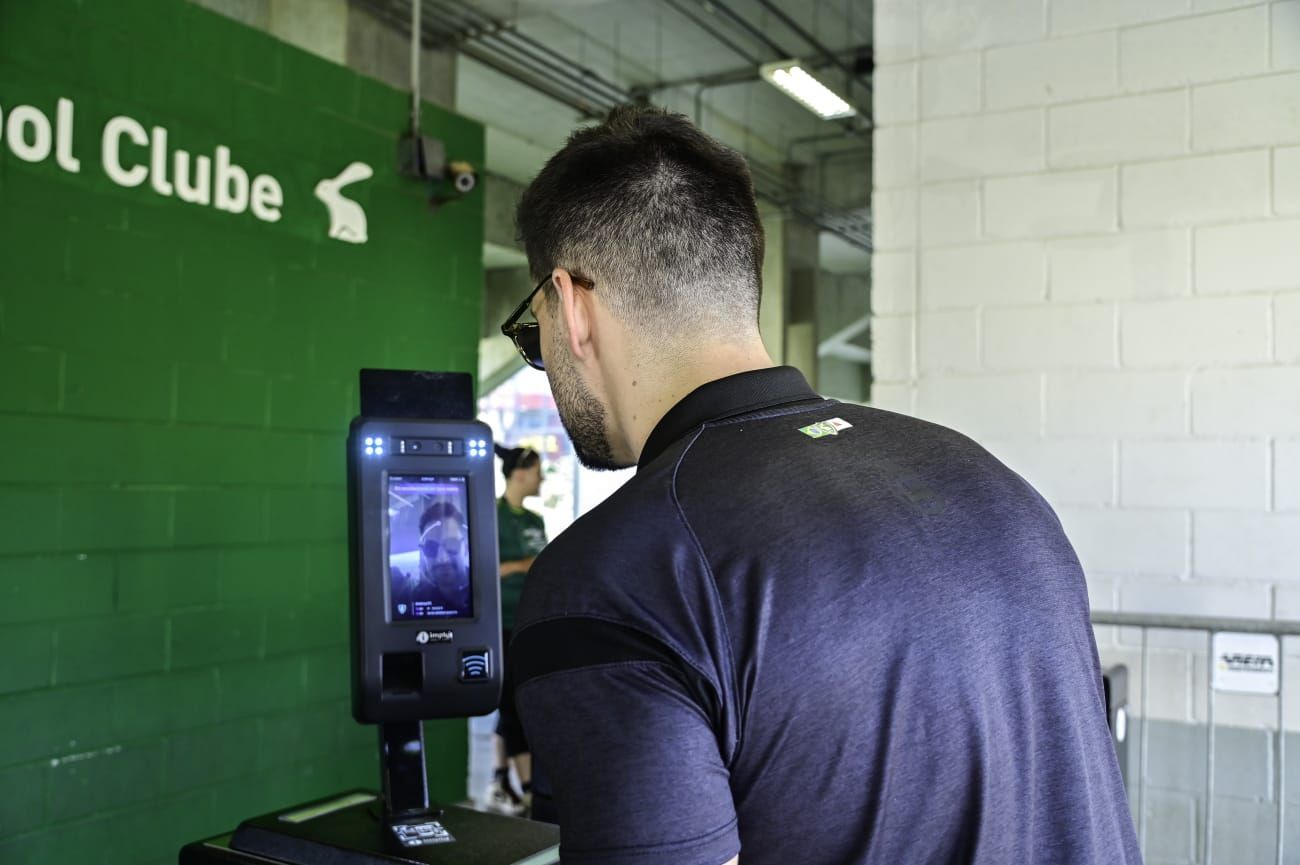 Biometria facial auxilia Am&eacute;rica a coibir cambistas e a otimizar processos internos