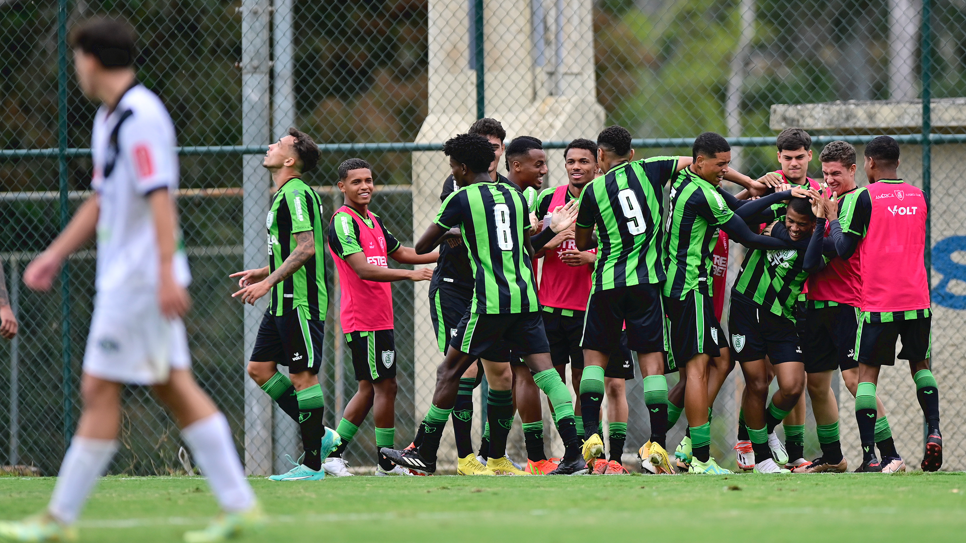 Coelh&atilde;ozinho SUB-20 goleia pela Copa do Brasil