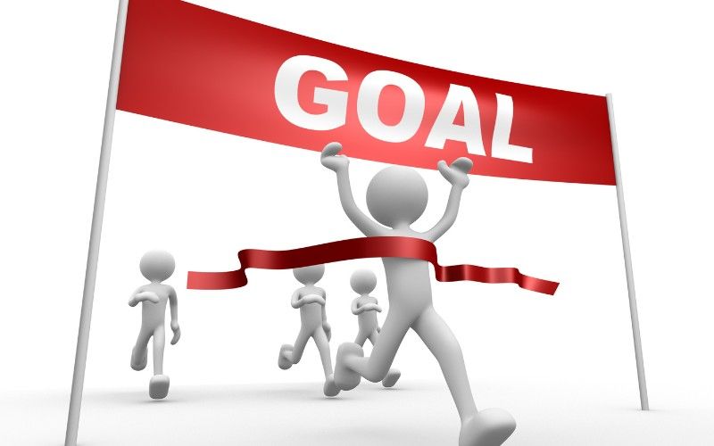 The importance of setting distinct short-term and long-term financial goals for a secure future.