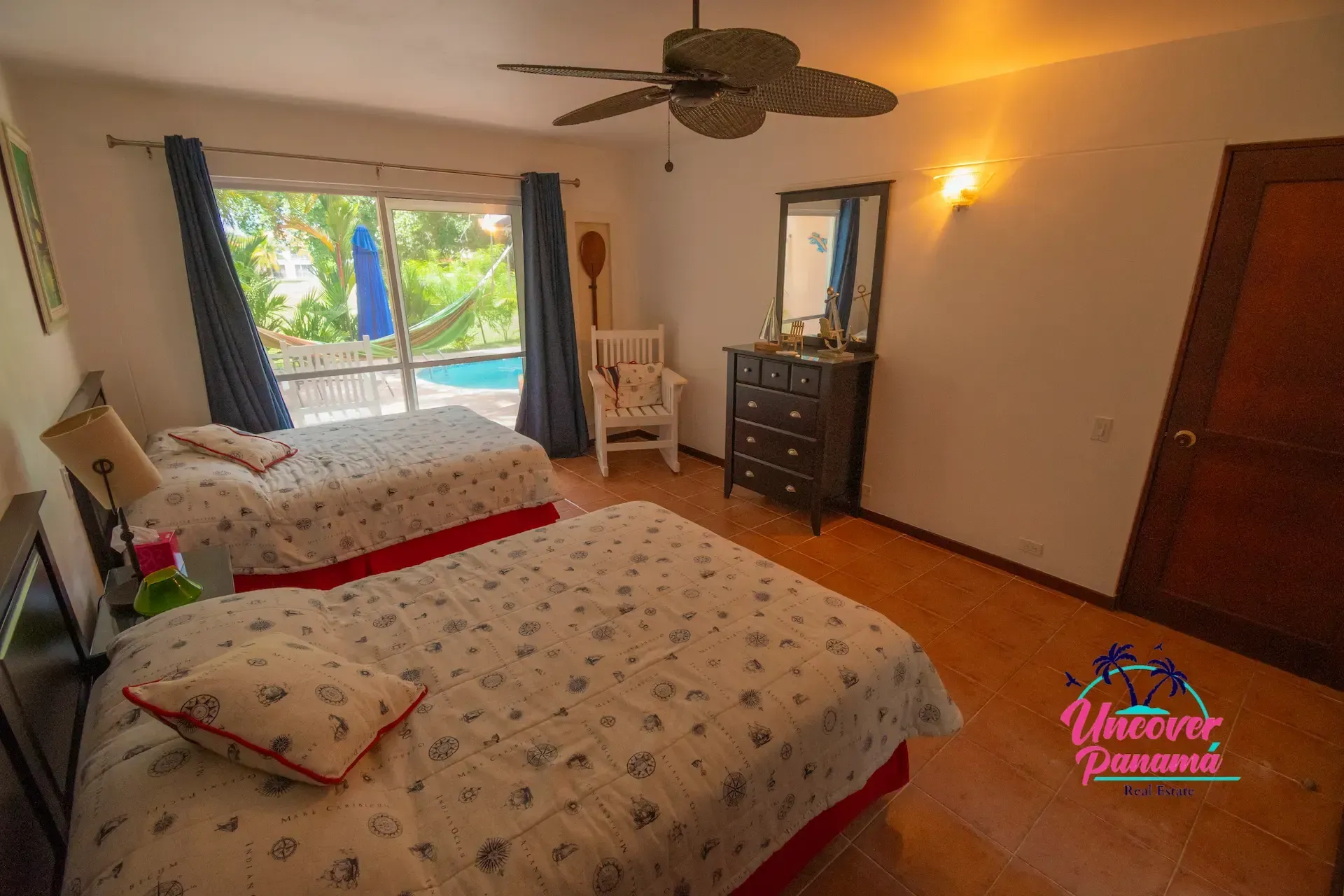 Photo gallery showing the different areas of a luxury 4 bedroom townhouse with 254 m² near Farallón Beach in Costa Blanca Golf & Villas, Panama.