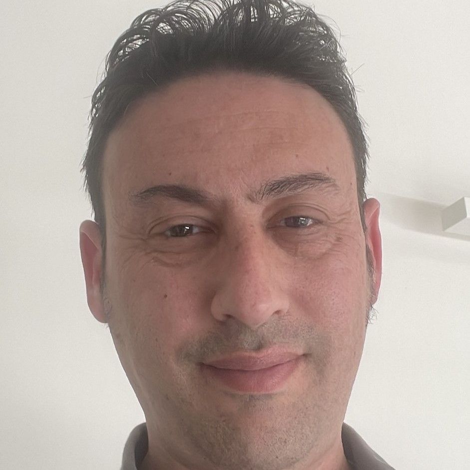 Oren Hollander