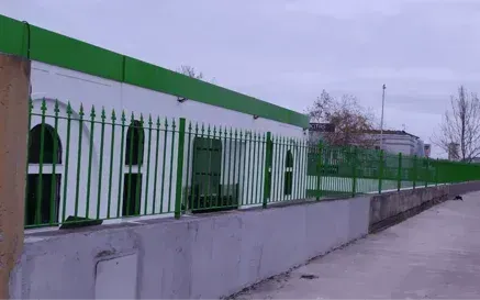 Industrial spray