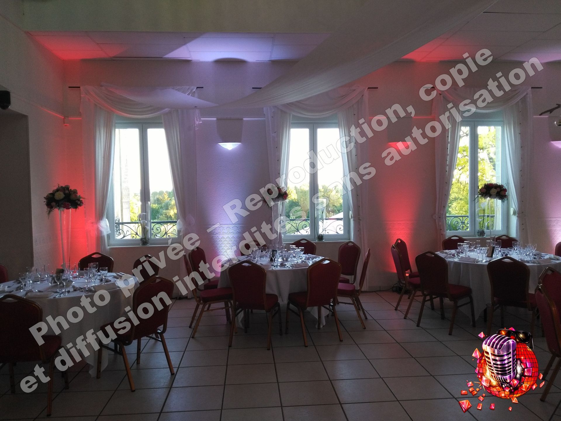 domaine du mont rouge chateau mariage décoration led