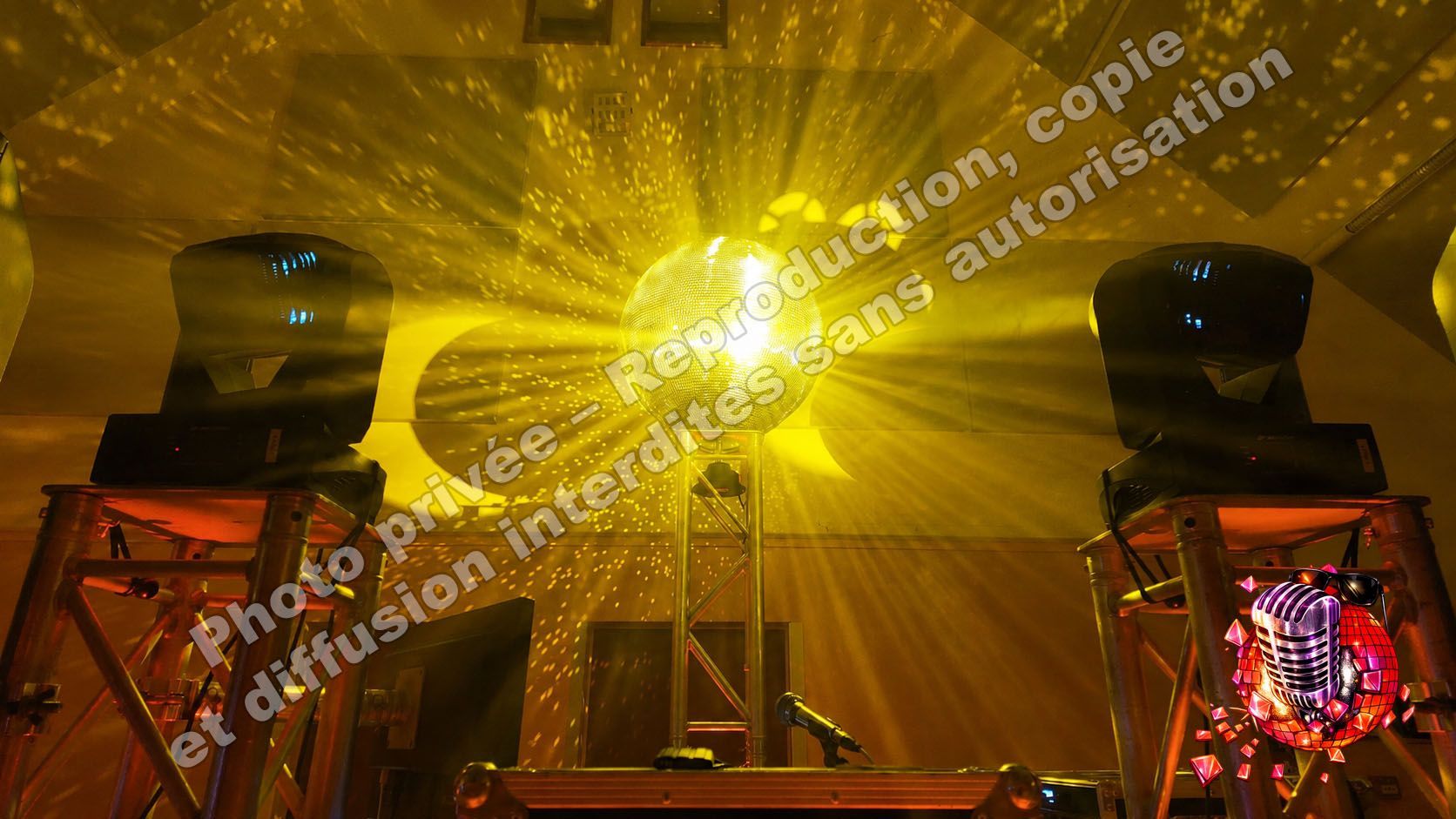 salle des fetes de pasly 02 aisne jean eric dj animation boule a facette geante