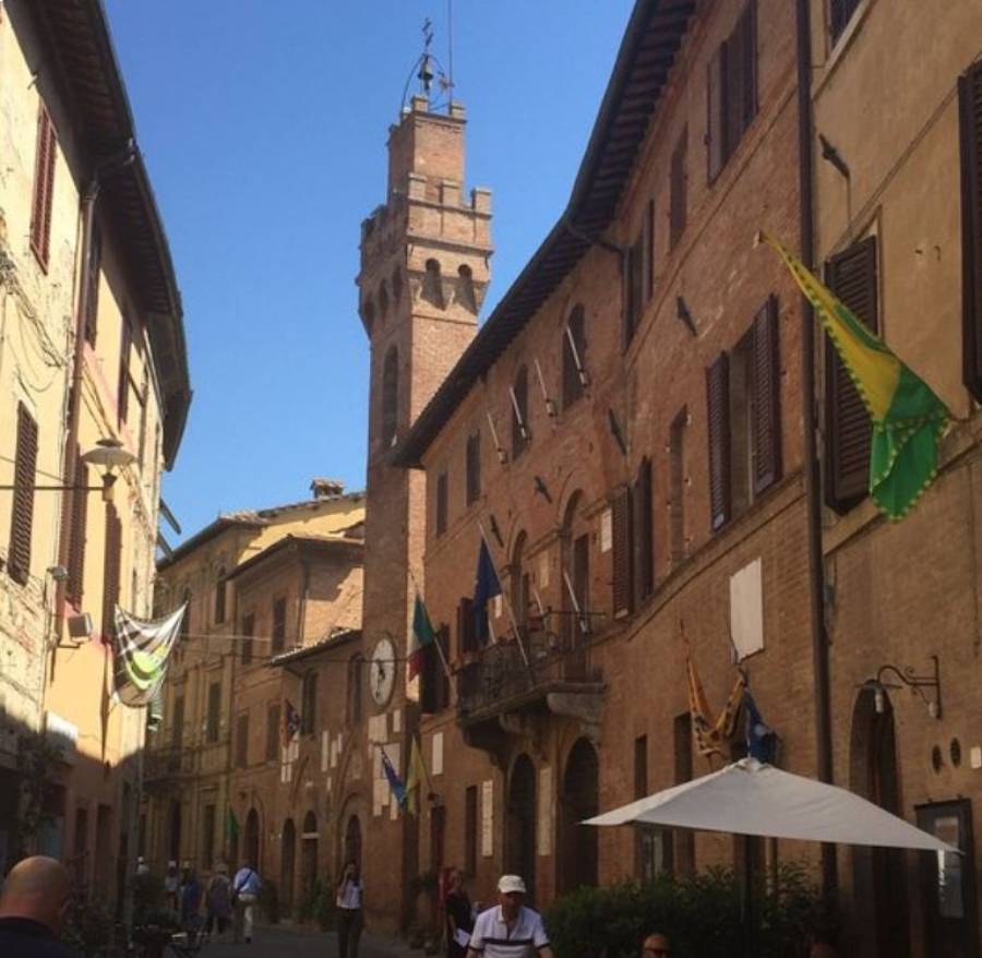 Tuscan restaurant location