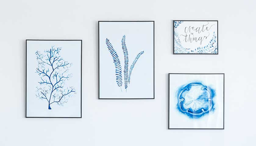 Choose custom frames from a large selection