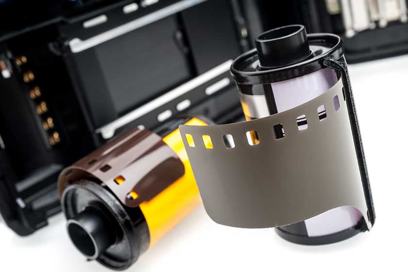 Digitize professionally your precious memories