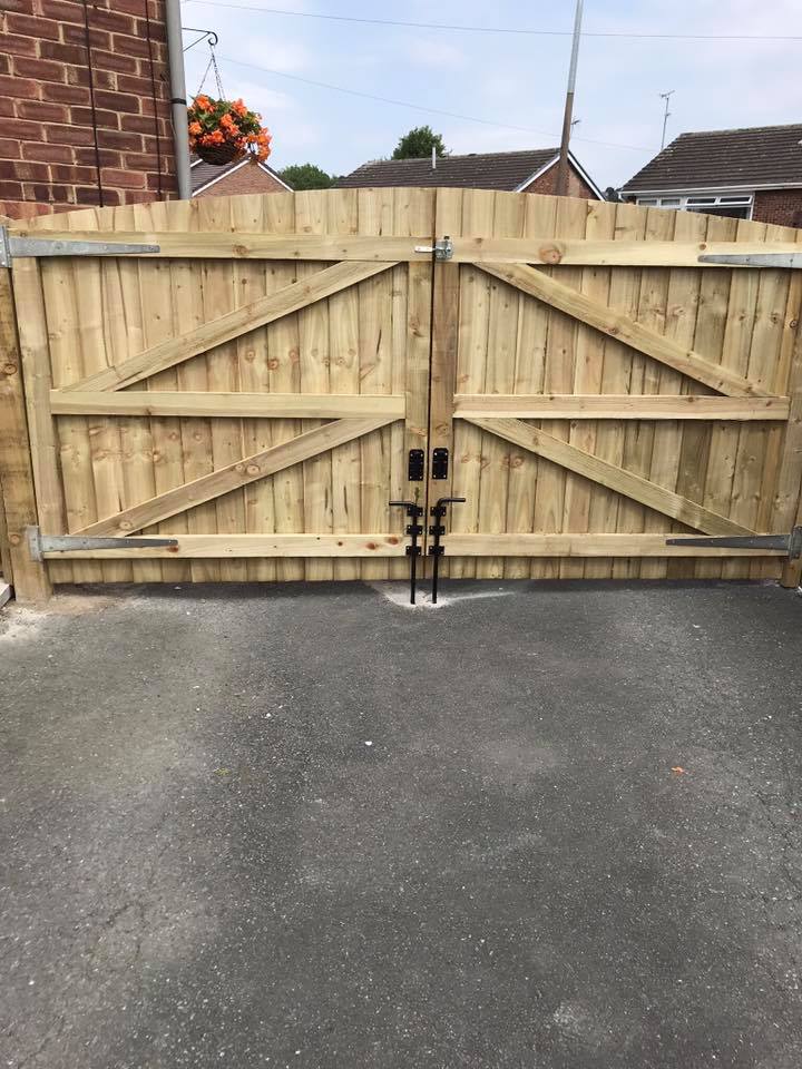 Wooden gates in Bradford and Leeds