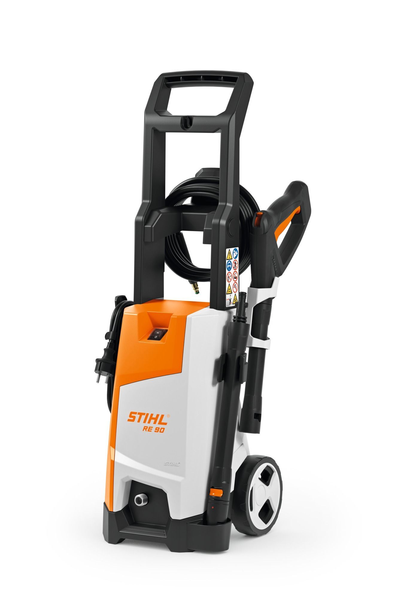 Hidrolimpiadora Stihl, naranja y blanca, vertical, con soporte para manguera y boquilla, sobre ruedas.
