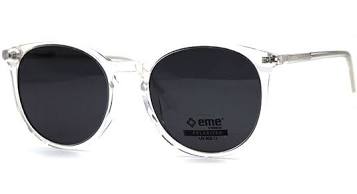 Un par de gafas de sol transparentes con lentes negras sobre un fondo blanco.