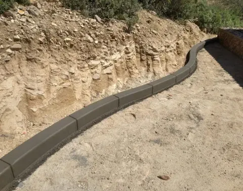 landscape border options black canyon city az